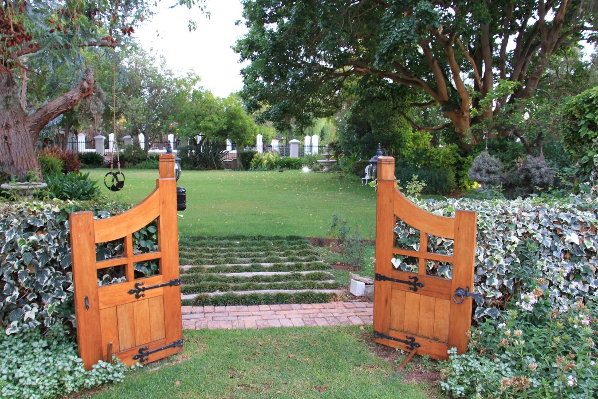 La Pension Guest House Oudtshoorn Kültér fotó