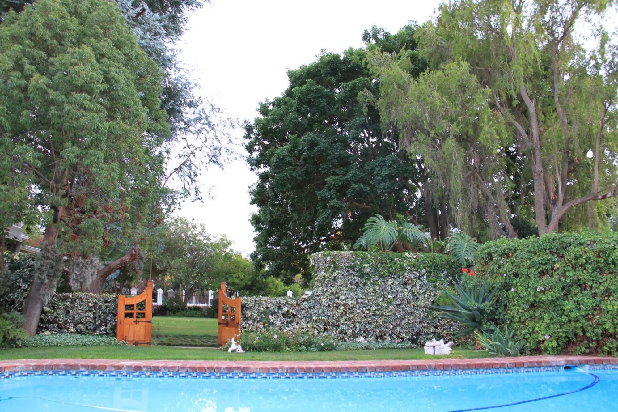 La Pension Guest House Oudtshoorn Kültér fotó